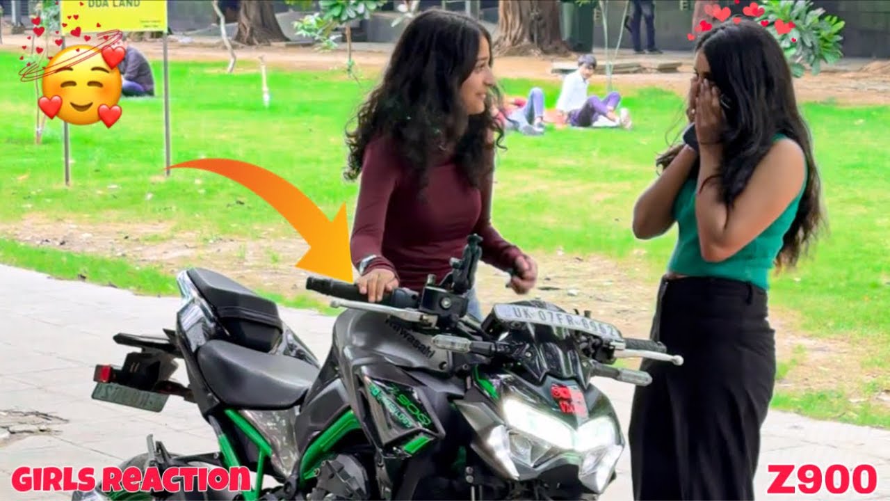 Kawasaki z900 exhaust sound and Public reactions 😍 cute girls reactions #cutegirls