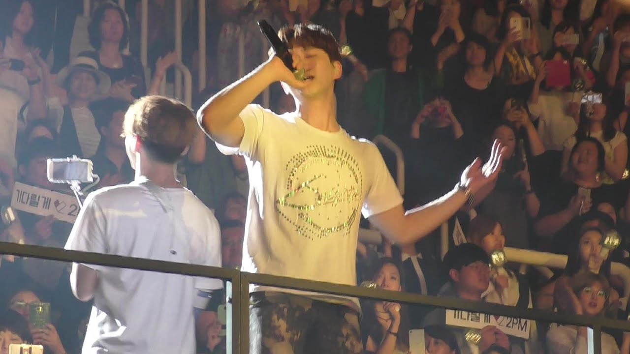 20170610 2PM 6 NIGHTS CONCERT 엔딩 미친거 아니야 준호 FOCUS