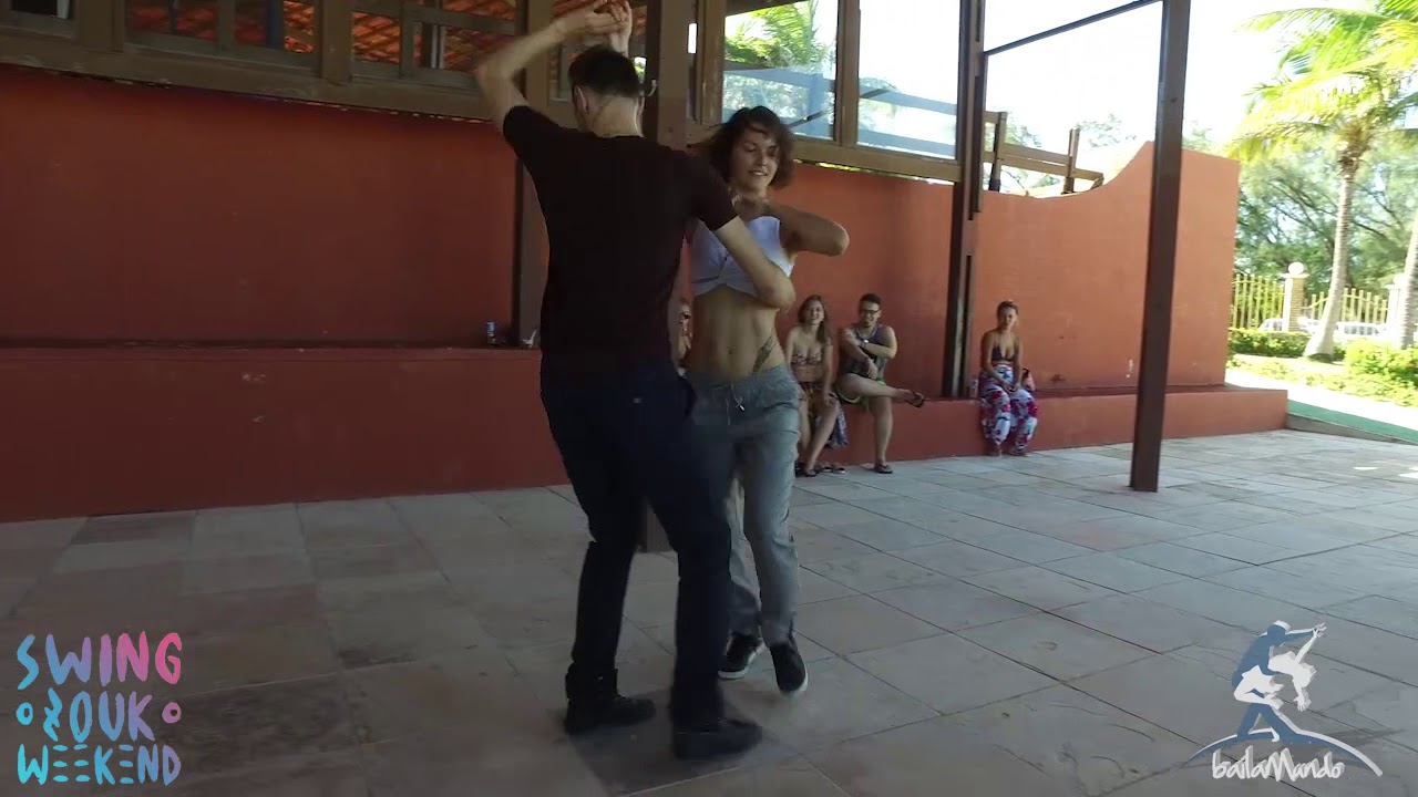 Baila Mundo - Jakub Jakoubek e Emeline Rochefeuille (Swing Zouk Weekend 2018)