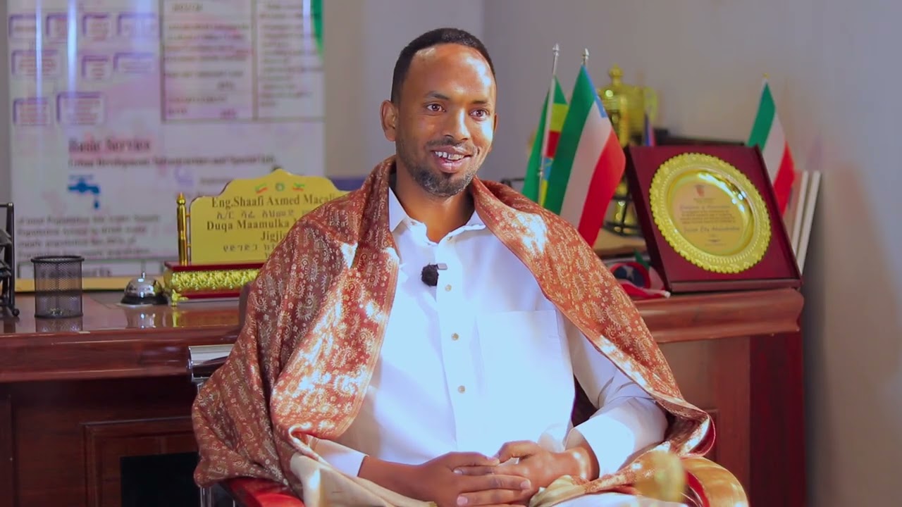 WARAYSI XASAASI AH// DUQA M JIGJIGA ENG SHAAFI AHMED AYAA MARKI UGU HORAYSAY KA HADLAY  SAYLADA ..