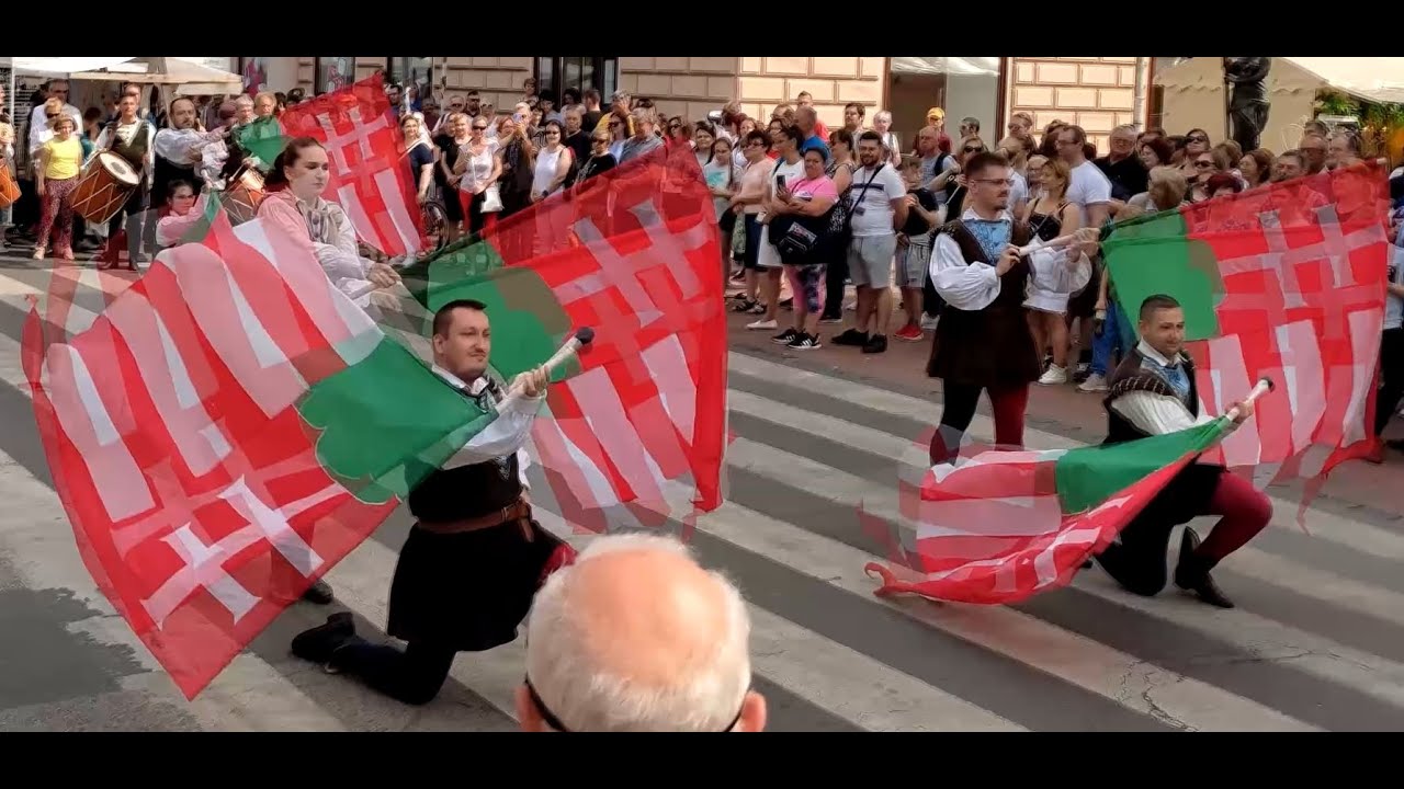 Pavane zászlóforgatók Szeged napja Hungary 4K video Papp Miklós 2022 05 21