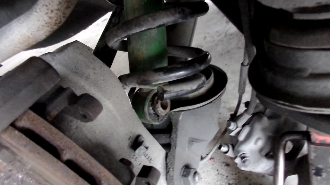 1997 Jaguar XK8 rear shocks w/ coil springs #shocksreplacement #mobileasemechanic #austintxmechanic
