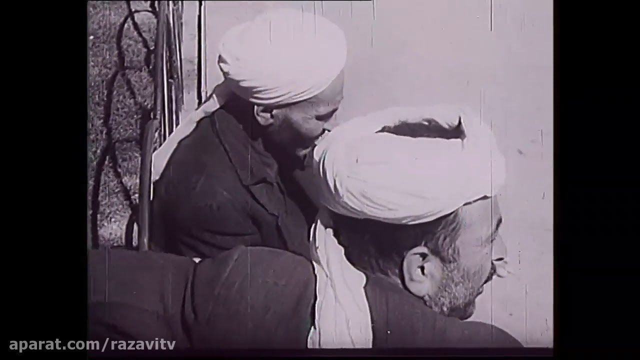 (Shrine Imam Reza as امام رضا‎) کلیپ قدیمی و زیبا از نقاره زنی حرم مطهر