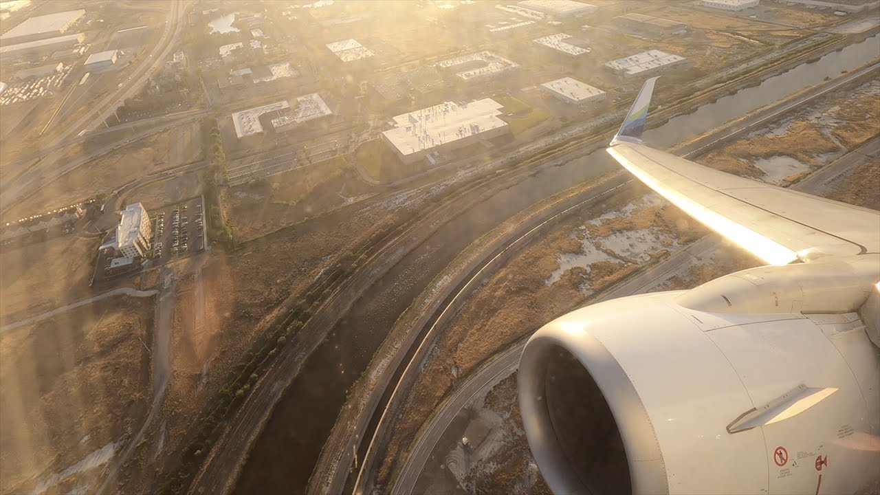 Alaska 737-900ER Evening Takeoff from Salt Lake City
