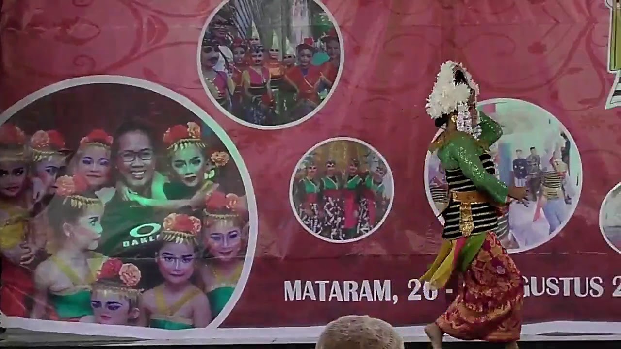 Juara 1 Lomba Tari Gandrung Sasak Lombok dalam rangka HUT ke 17 Sanggar Tari Kencana Dewi Mataram