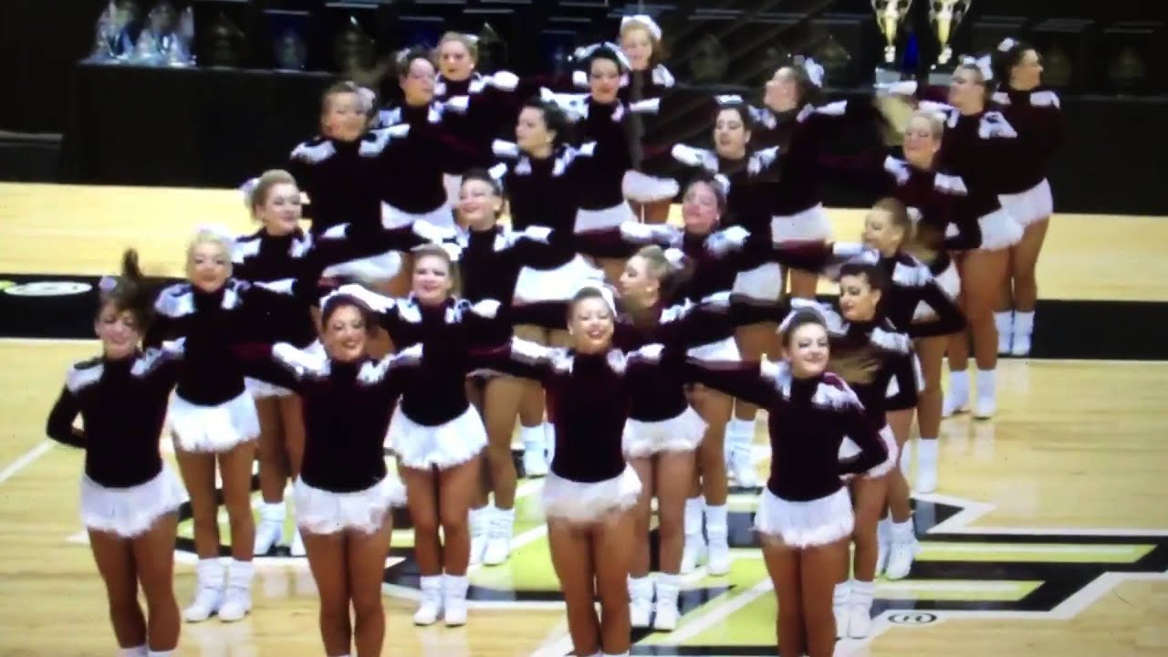 Chalmette High Charmers Kick 2015 Nationals