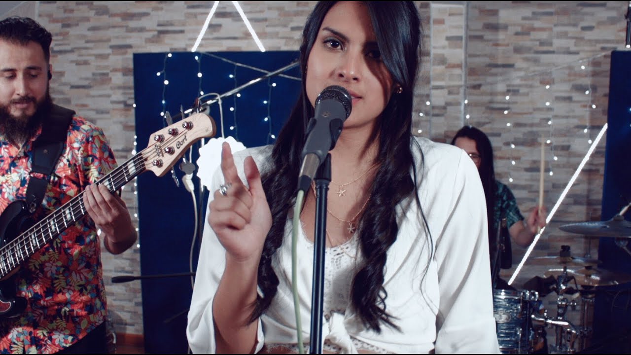 LLEVARTE LEJOS  - MARAWE ( Live)