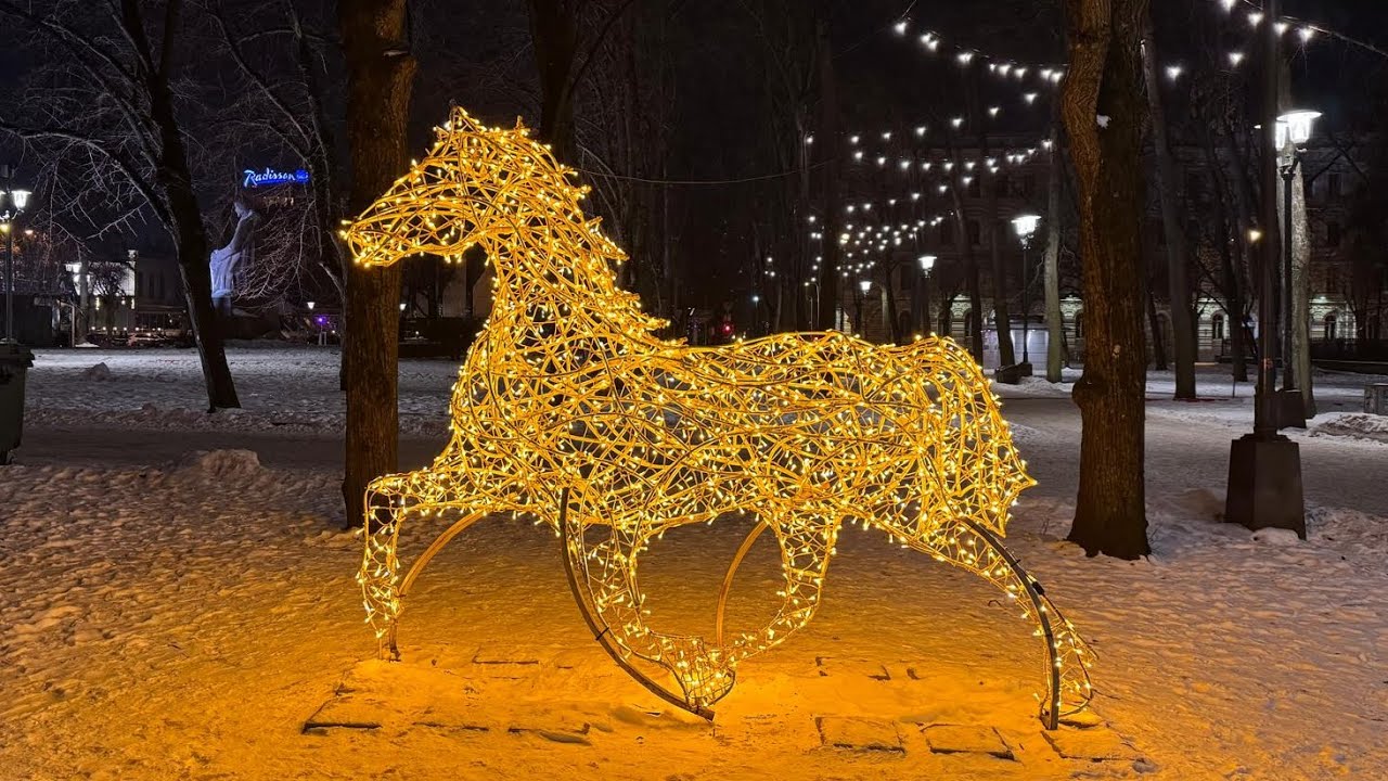 One Magic Evening in Riga ✨ Light Show, Ice Rink & City Lights — Riga Locals ❄️❤️ Trip