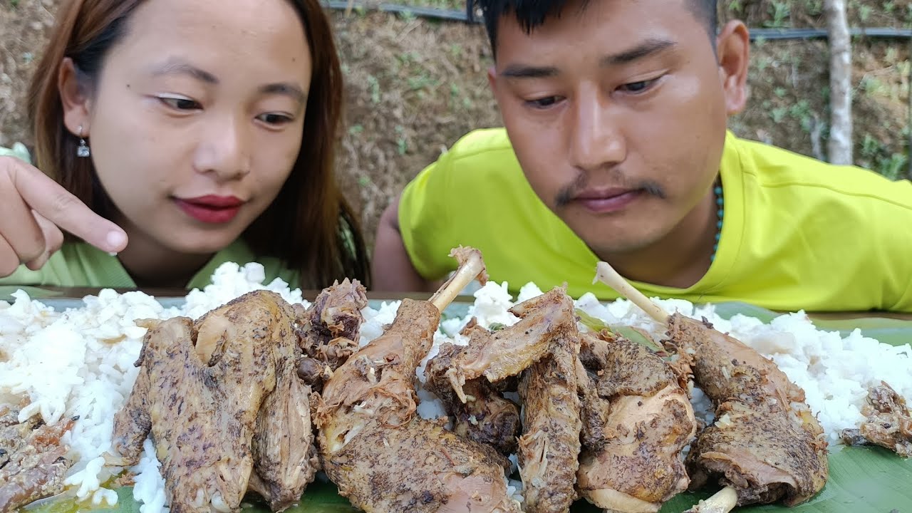 (Mukbang) we got emotional 😭 while eating local chicken mukbang //  Naga food naga husband and wife 