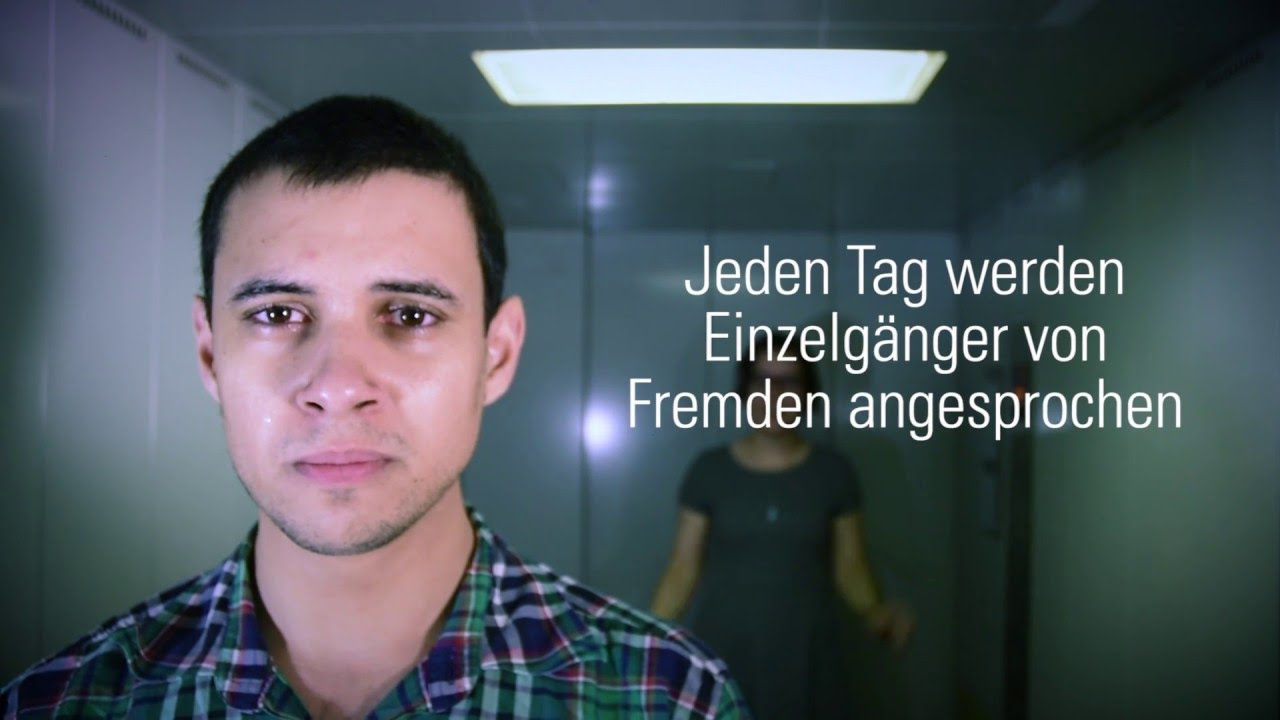 Erste Welt Hilfsorganisation Spot 3/4