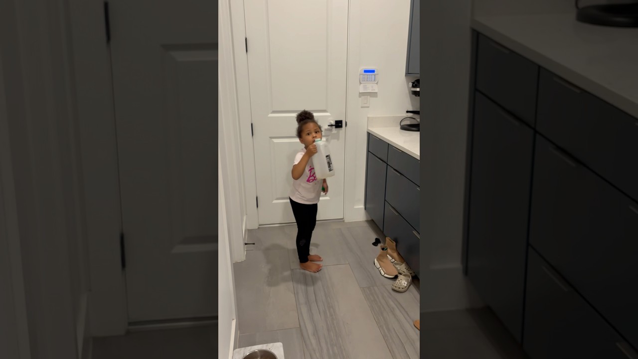 Dad catches daughter drinking mom&rsquo;s juice without permission #shorts