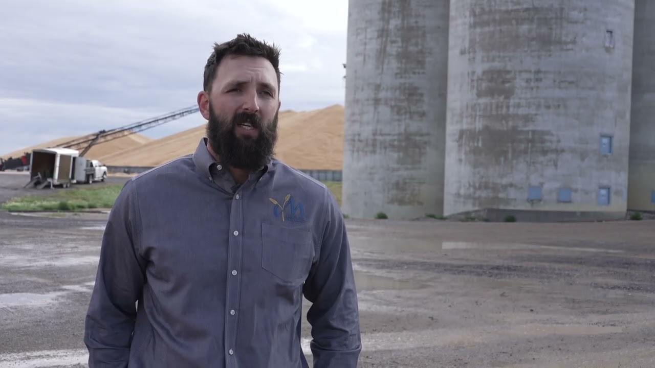 Montana Farmers Fear Narrow Road Threatens Harvest Operations