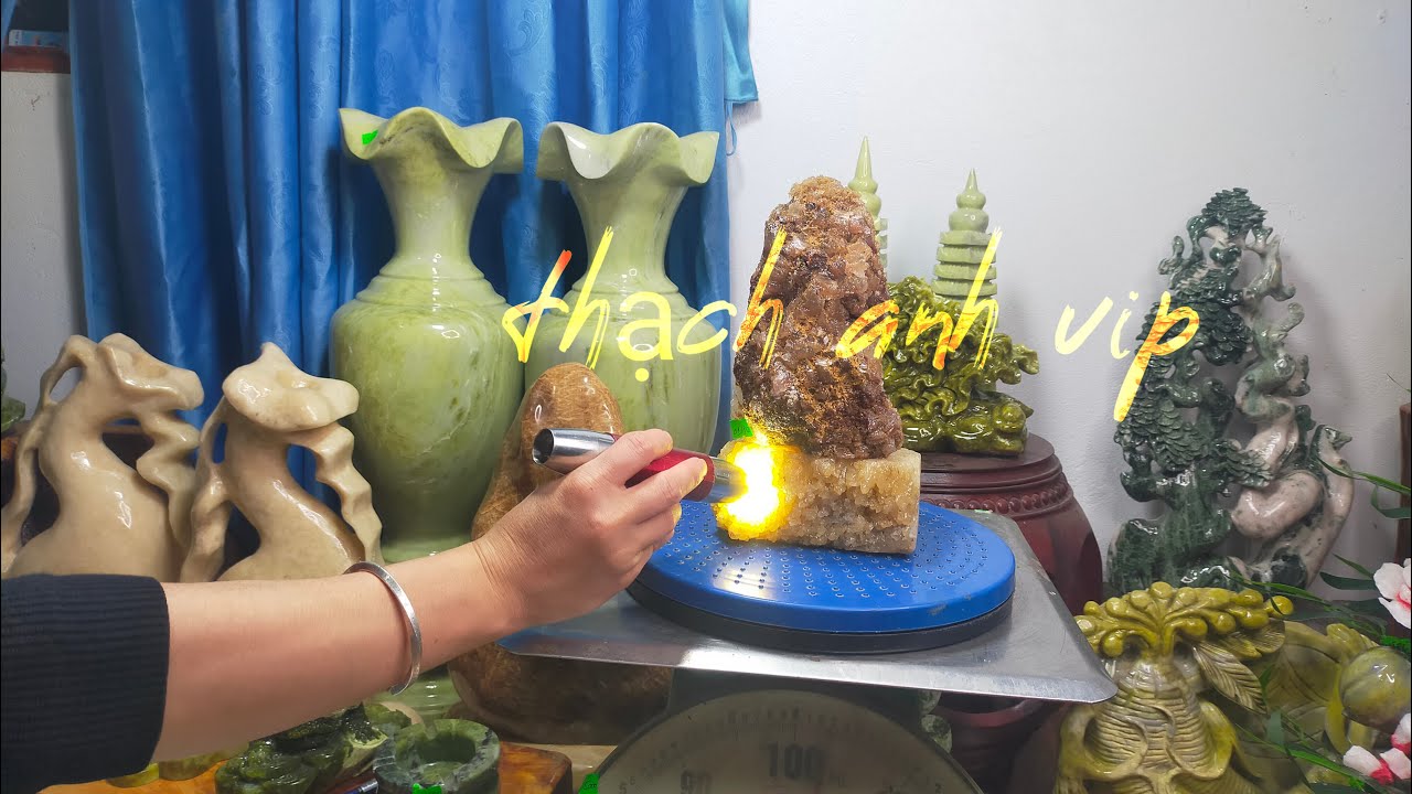 Thạch anh tự nhiên, ấm chén đá tự nhiên, trụ đá...