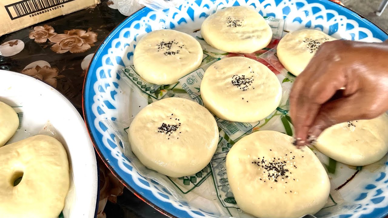 Ribuan ketul habis TERJUAL, kuih unik saiz GERGASI ini hanya boleh dapat di gerai ini sahaja !!!
