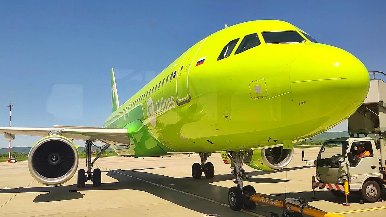 Airbus A320 S7 Перелёт Владивосток - Южно-Сахалинск. Взлёт посадка целиком.