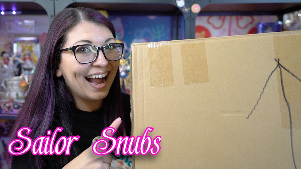HUGE Taiwan Sailor Moon Haul! Travel Accessories, Acrylic Stands, and More - Reviews by Sailor Snubs