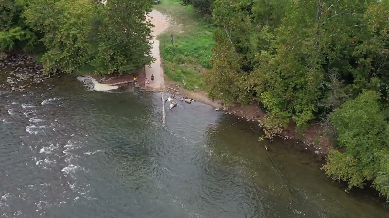 Shenandoah river drone shot ￼Virginia