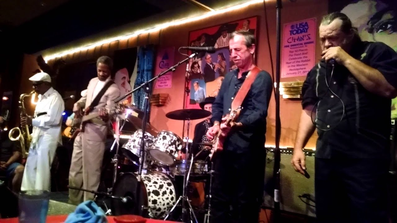 Gil Correia with The Magic Rockers