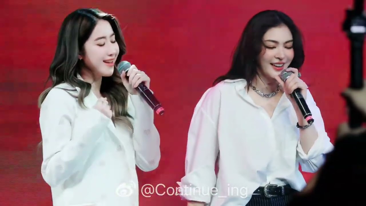 They sing 《爱丫爱丫》（cover by2）