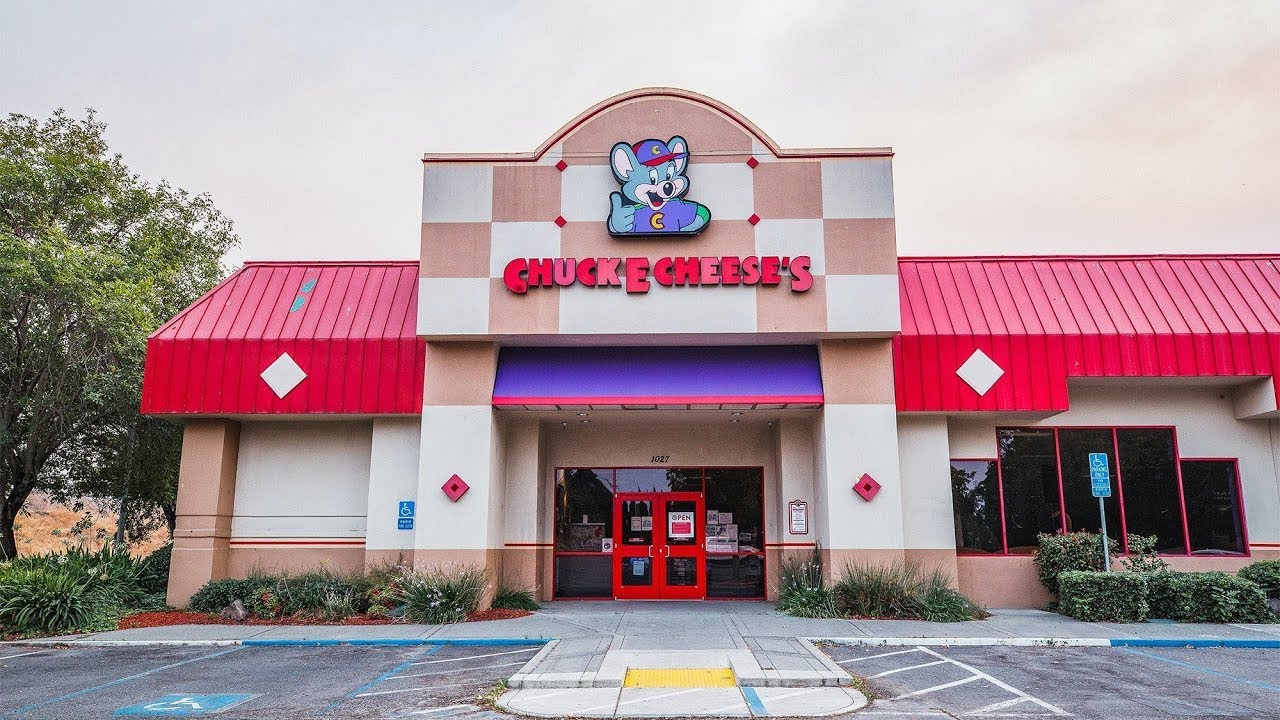 Chuck E. Cheese Farfield, CA store tour