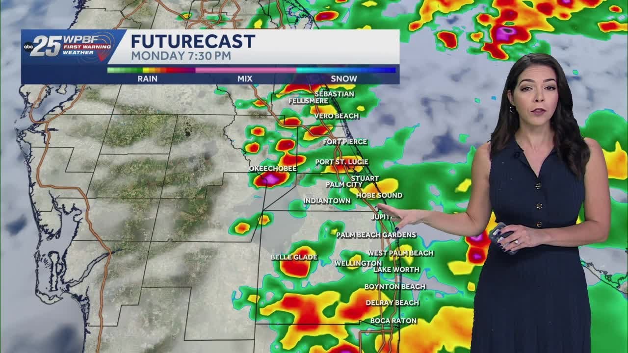 Two cold fronts are heading to Florida. Rain and much cooler weather will move in this week.