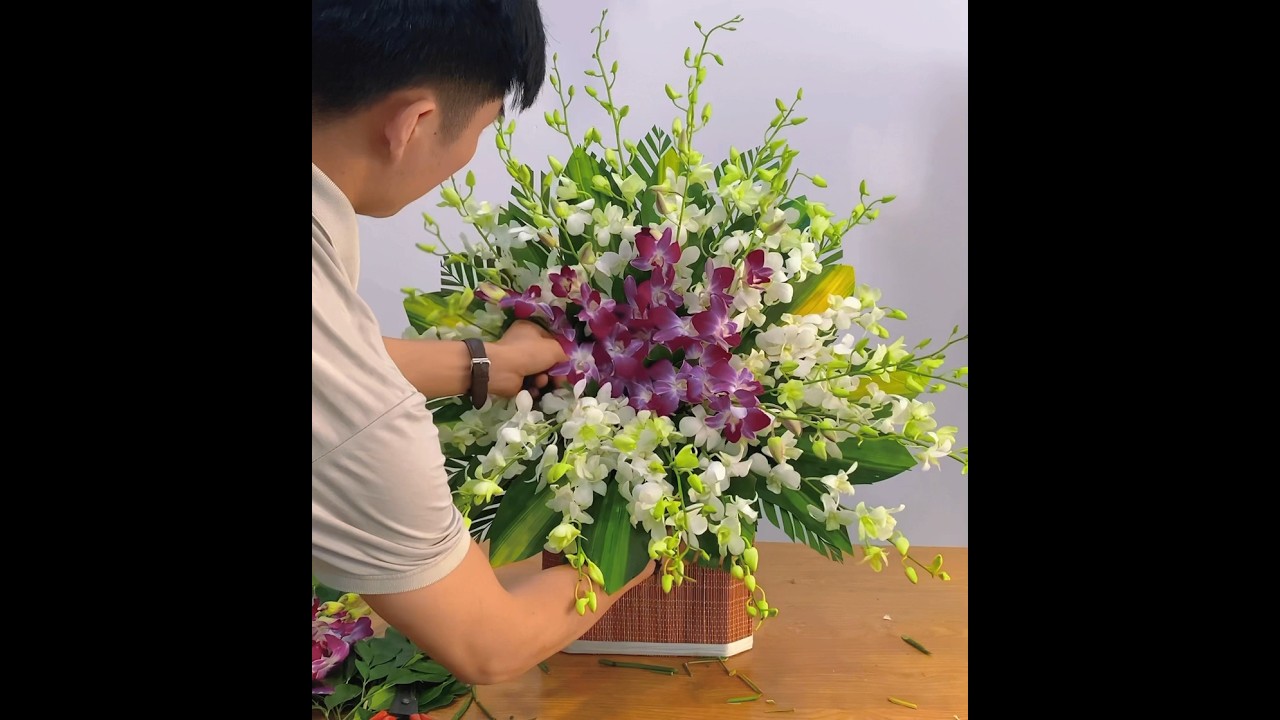 C&aacute;ch cắm hoa b&agrave;n thờ gia ti&ecirc;n ng&agrave;y giỗ ❤️❤️❤️#hoabantho #camhoaonline #flowers #orchid#🙃#ticktock