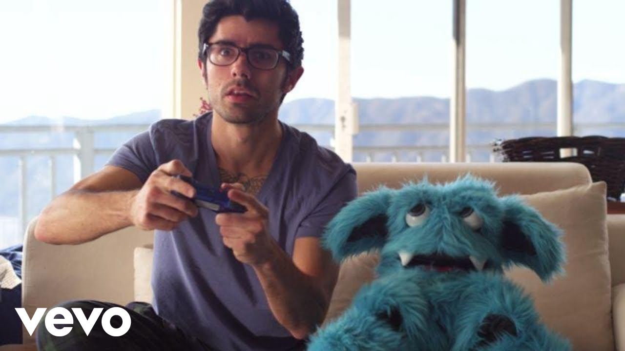 The Cataracs - Missed U 2 ft. Petros