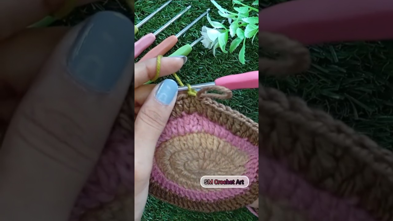 Adding a new color yarn to a Crochet Coaster Center 🌸 | Crochet Coaster for beginners 