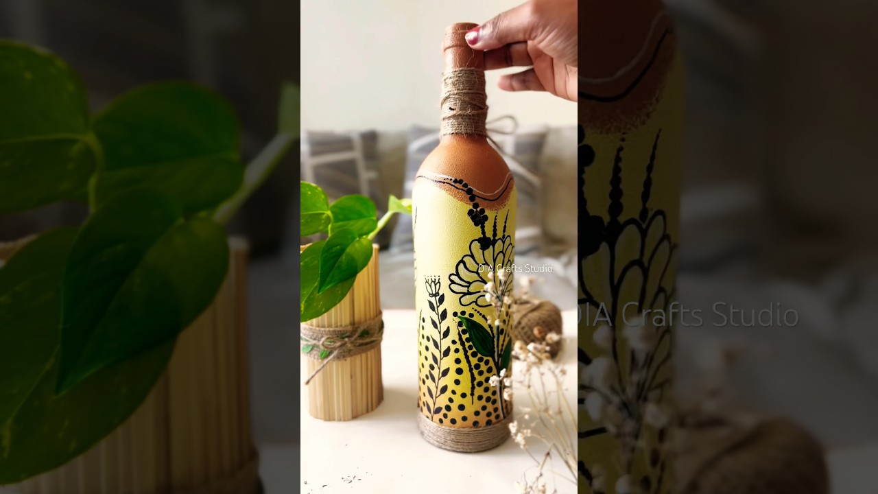DIY Wine bottle Decor #sustainableart #winebottleart #shorts #diycrafts