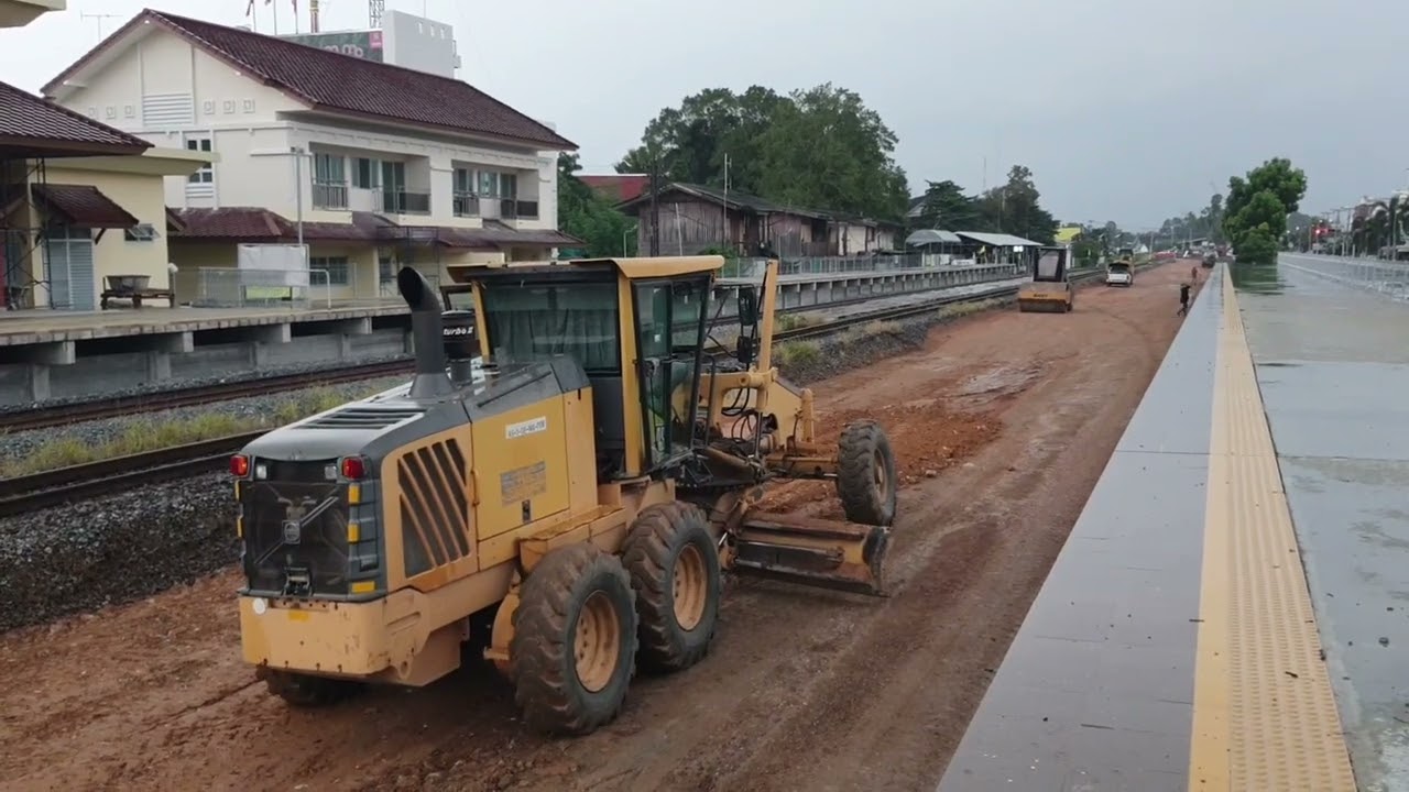 งานเตรียมคันทาง ก่อสร้างทางรถไฟในย่านสถานีโพธาราม #รถไฟทางคู่