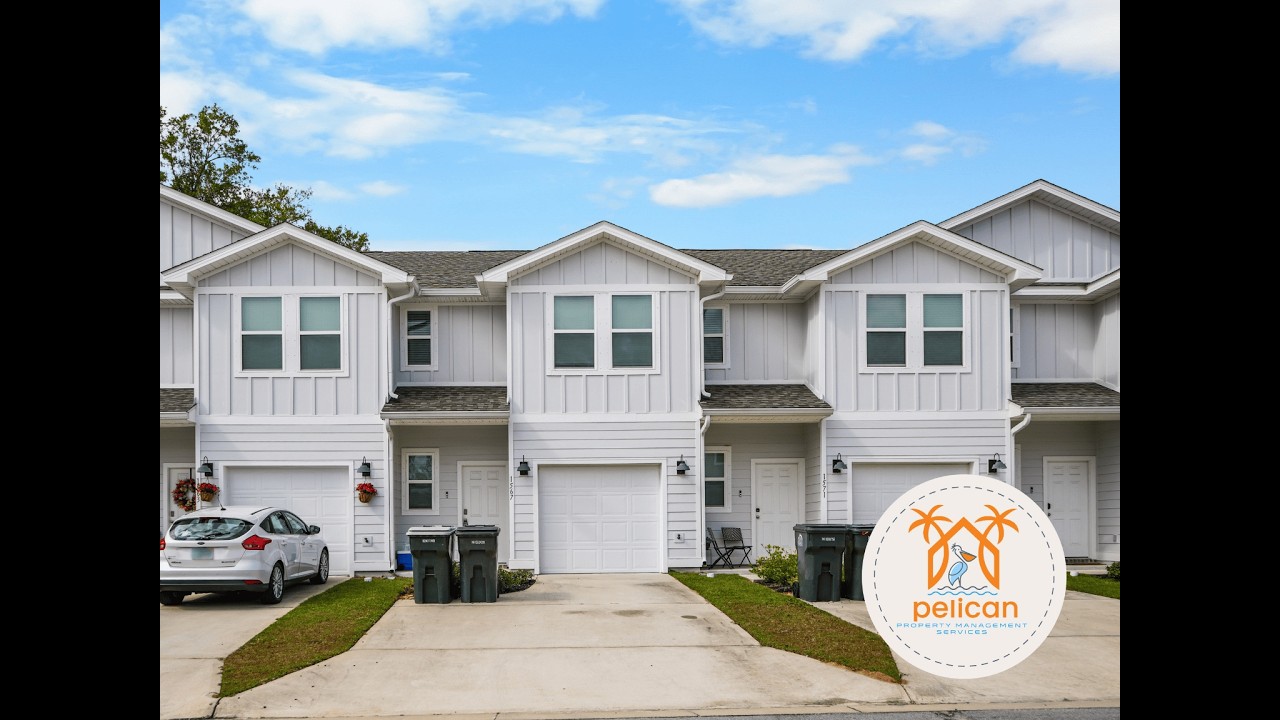 3 Bedroom Townhome for Rent in Pensacola FL | Admiral’s Quarters | Pelican Property Management