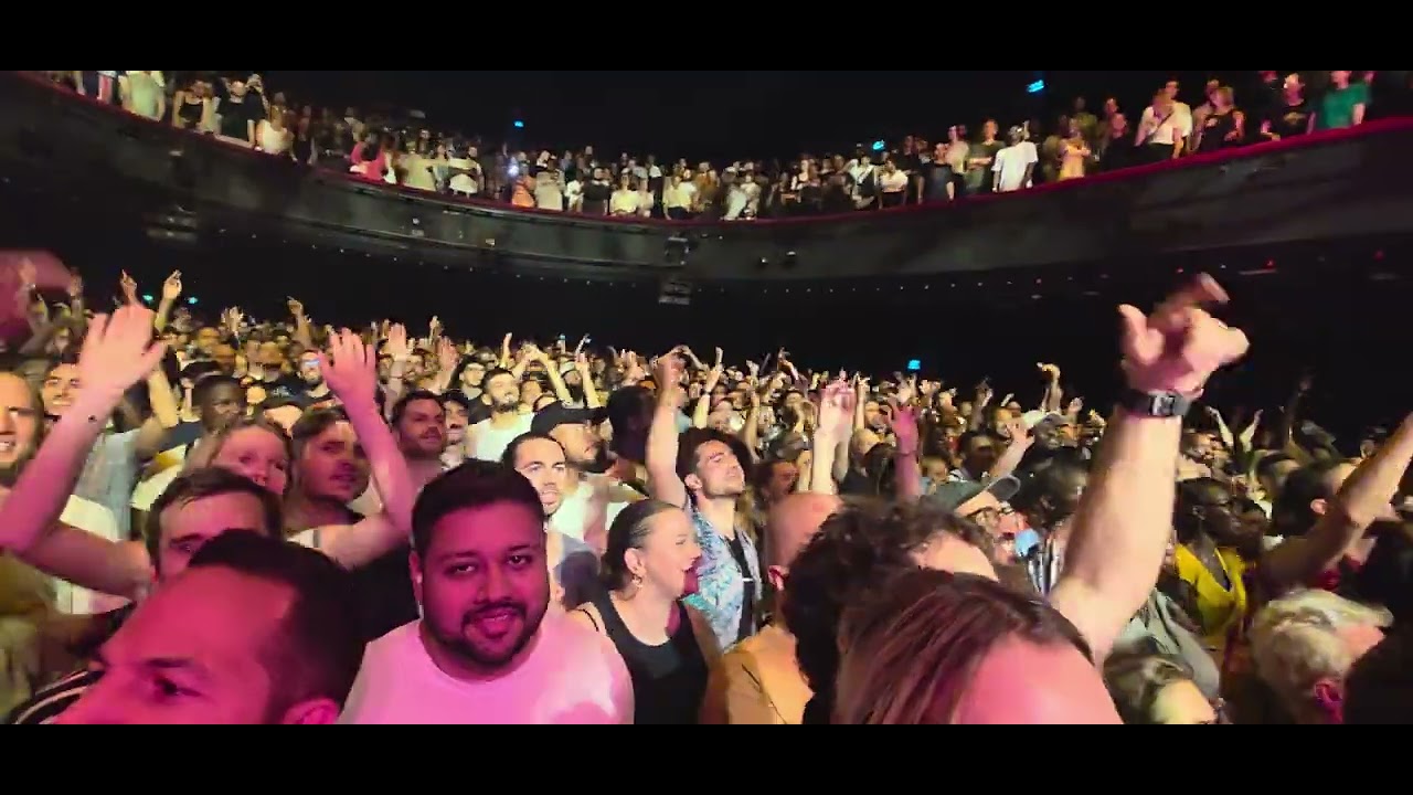 CHEZ vous c'est comment? Guest  IMANY-  Youssoupha - Supreme Tour -L'Olympia Paris - 12/06/2025