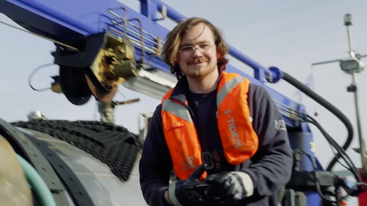 Royal Koopmans vaart met het eerste Nedertarweschip op HVO100 biobrandstof
