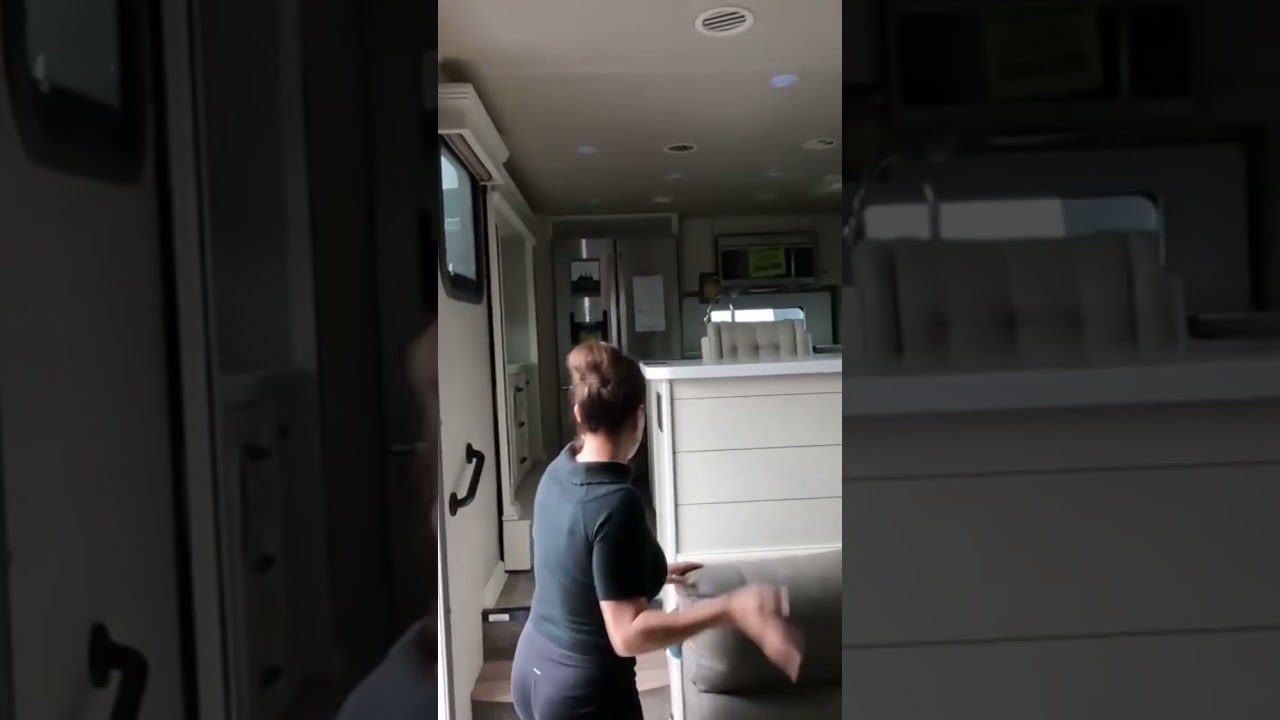 🤩💵$250,000.00 LUXURY 5th WHEEL | RV TOUR #luxurytour #rvtour #rvtours #rvshow #phoenix #arizona