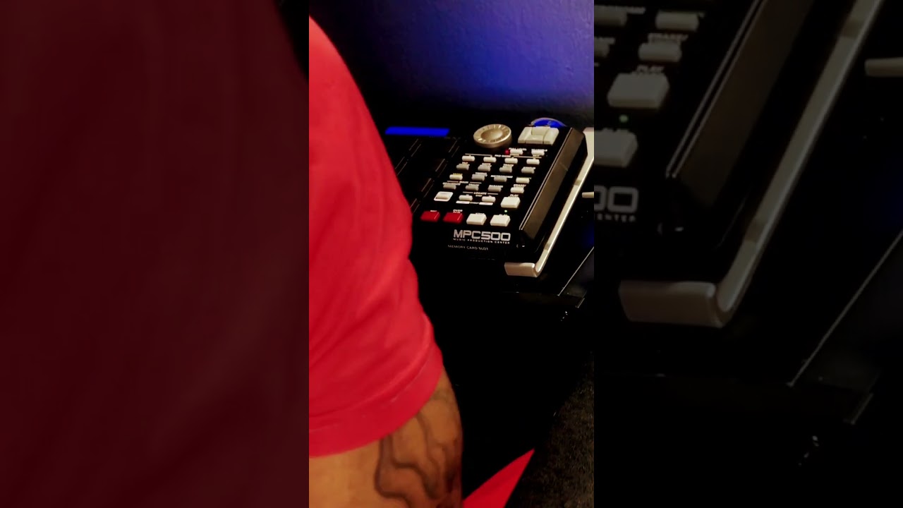 Akai’s first portable sampler the mpc500 still relevant in 2024? …I say yes! 🫡💯