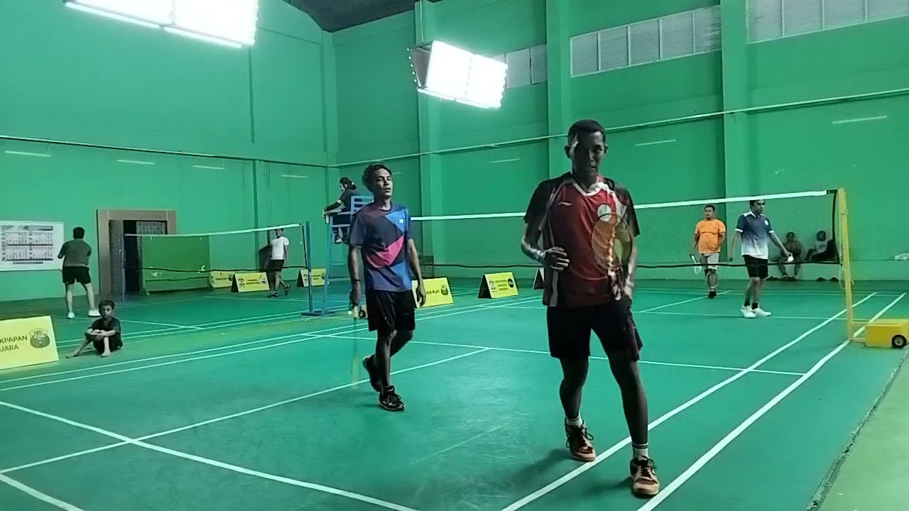 BESIKATAN 🔥, NAJA & HAIDIR VS ALDI & EDI, Mabar Selasa malam PB TERUMBU, #badminton #balikpapan 