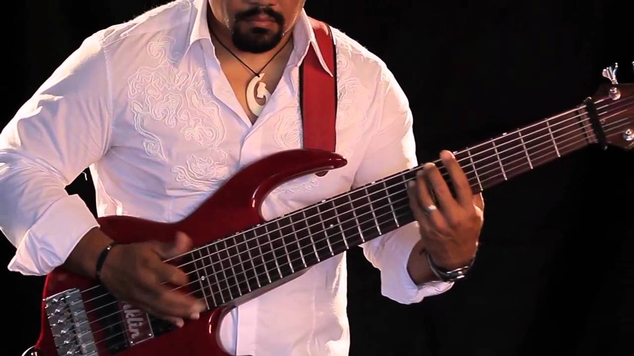 Nathan Aweau - Awesome Bass Solo (HiSessions.com Acoustic Live)