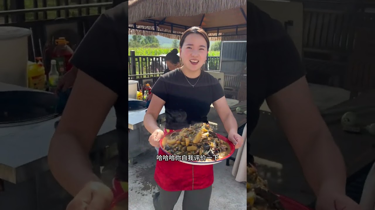农家酱焖嘎牙子贴点金黄的大饼子老盖了 #我的乡村生活 #农村美食记录生活 #东北铁锅炖