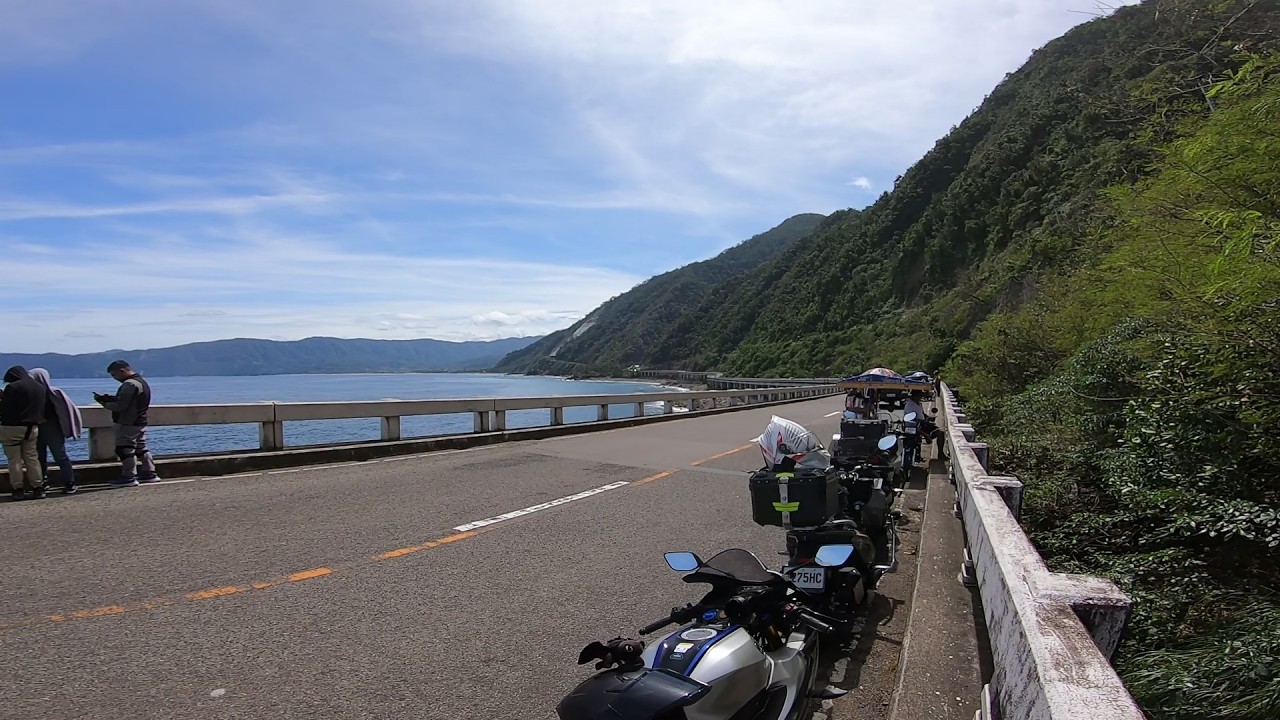 Ilocos Group Ride | Part 2 | Patapat Bridge, Sand Dunes, Paoay Church, Lugo Beach, Calle Crisologo