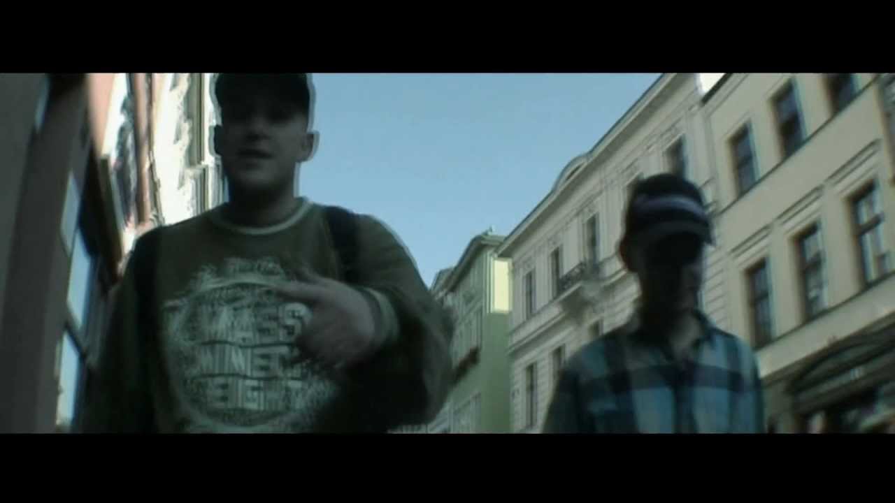 Azja/Dj Bajer - Serwus [prod. Kudel] [VIDEO]