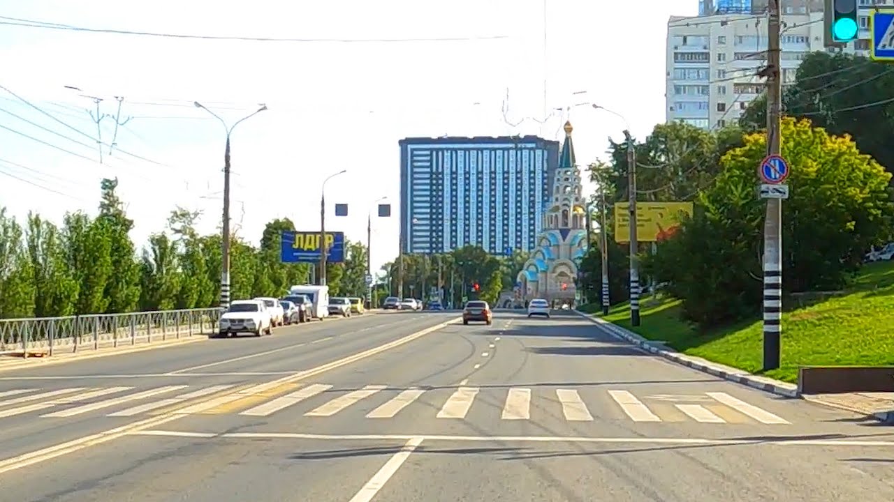Дорога вдоль набережной в Самаре