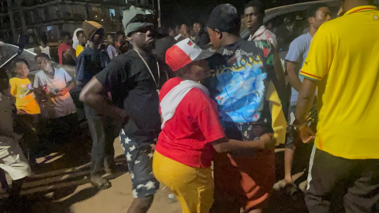 Joy in Akwatia😱Massive Hǒt Atôpa Soloku Dance Takes Over Streets After NDC’s Bernard Bediako Victory
