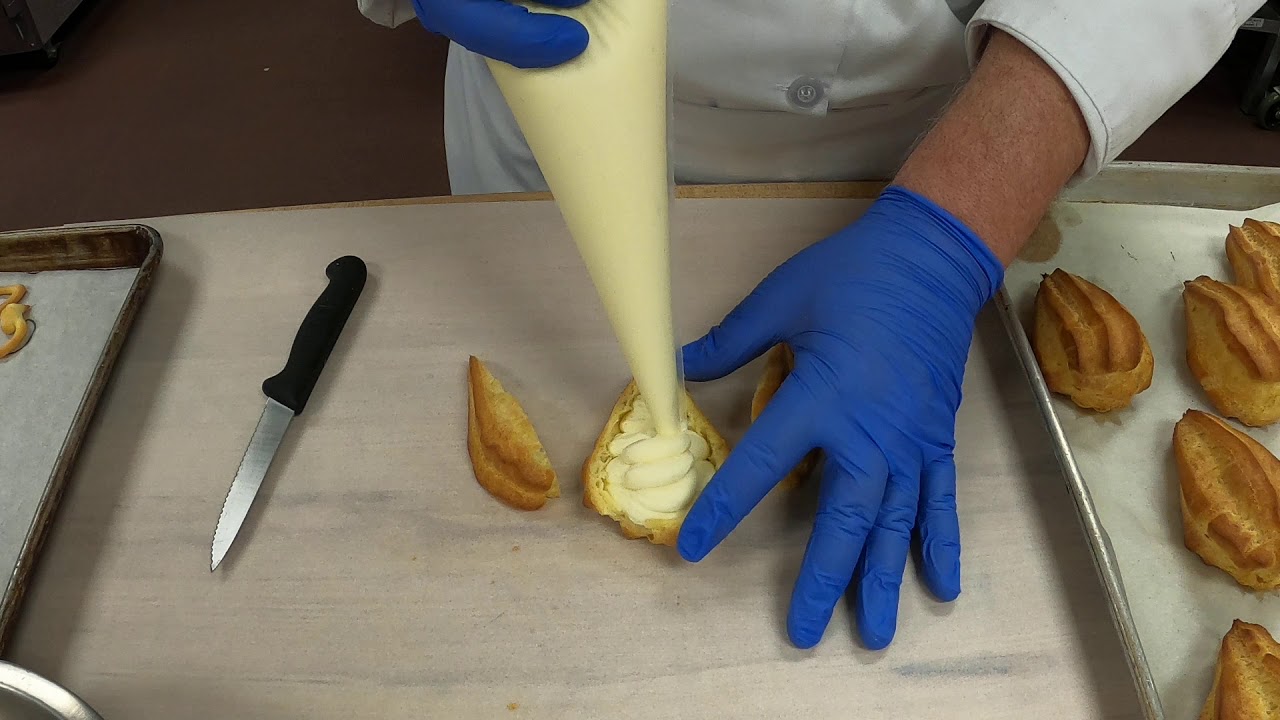Pate Choux Swan Assembly