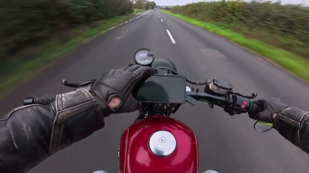 Nice long ride to Weymouth beach, Suzuk GN 125 (RAW SOUND)