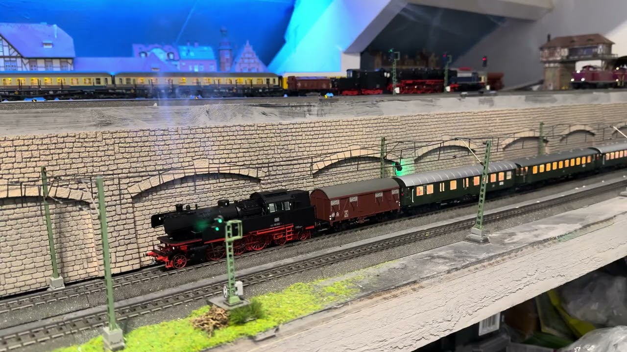Märklin insider 2 39665 BR 66 und wagonset 41329