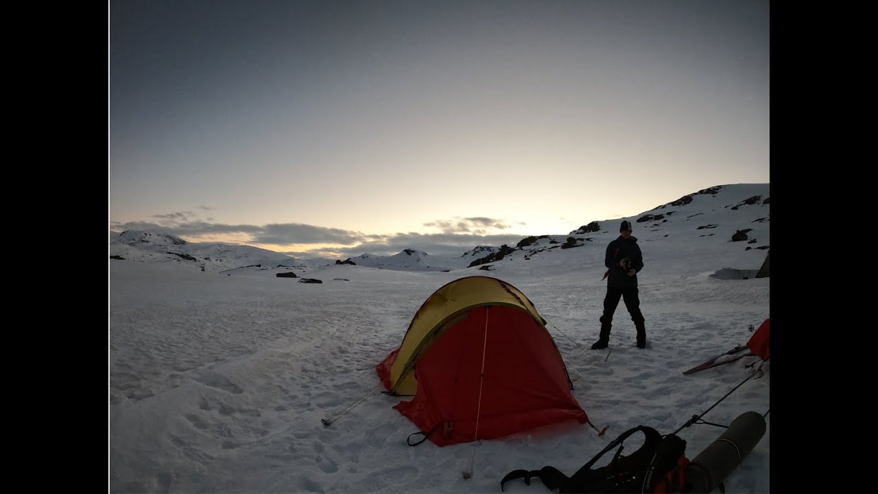 Hallingskarvet med ski og pulk