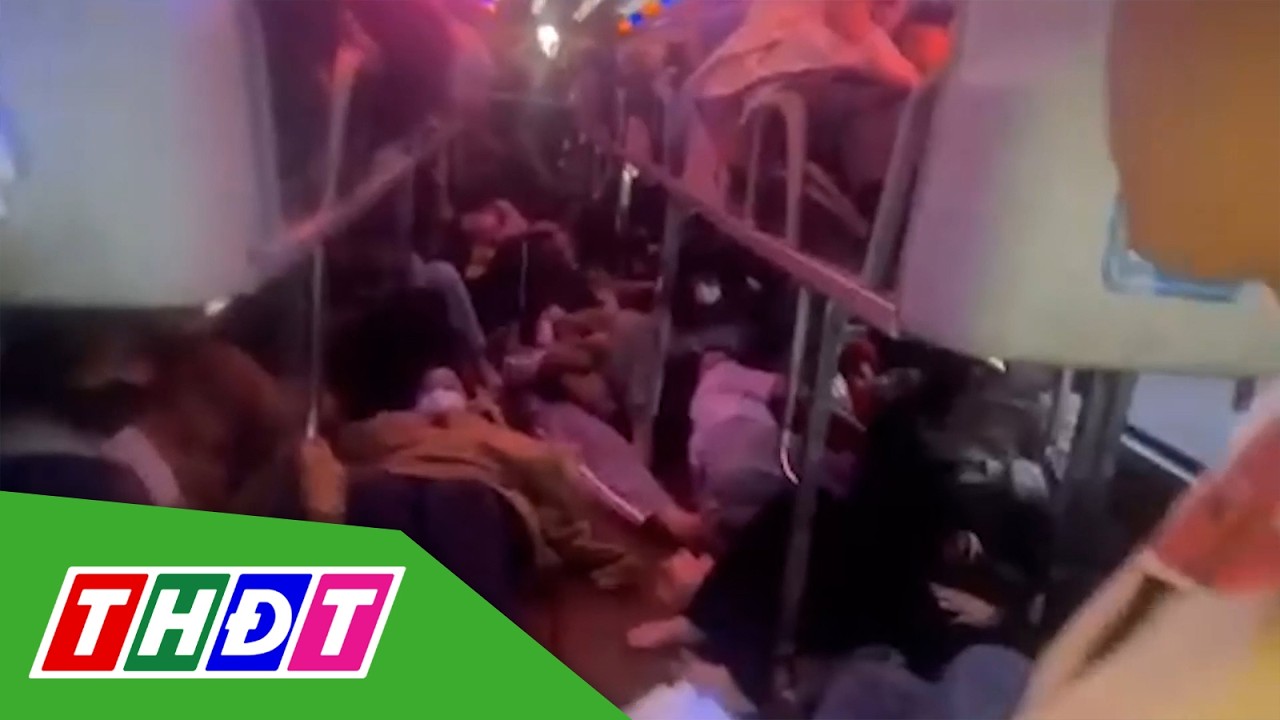 Ô tô 21 chỗ chở 79 người, bị phạt 225 triệu đồng | THDT