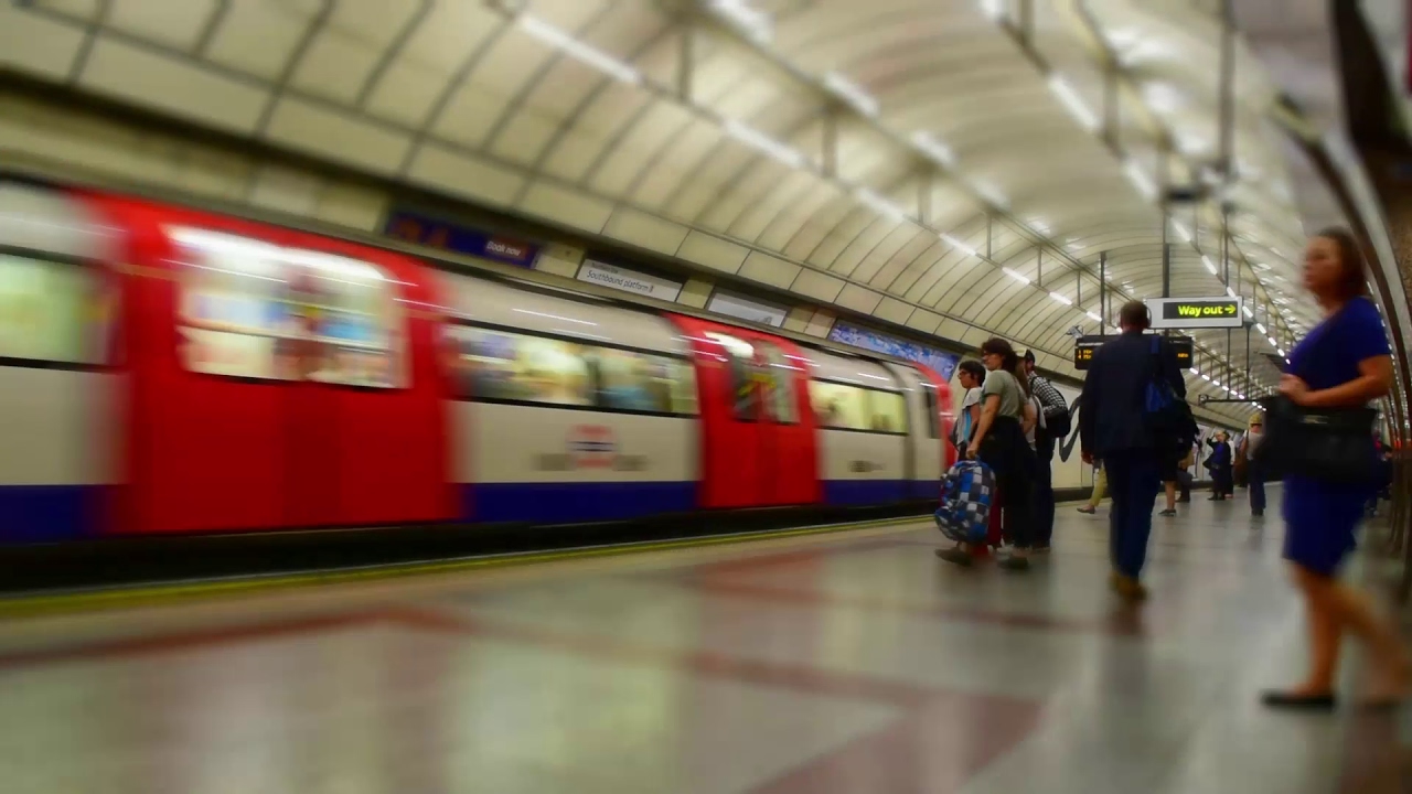 The tube in timelapse - Angel