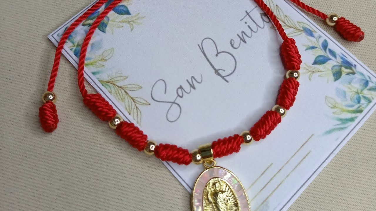 haciendo pulsera de 7 nudos con dije de San Benito ❤️#viral #bisuteria #suscribete #pulserasdehilo