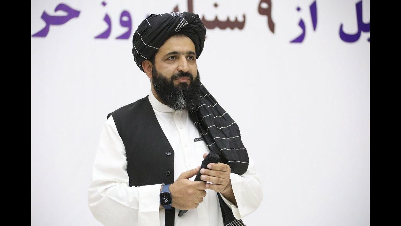 سرود میهنم با صدای عبدالله اکبری